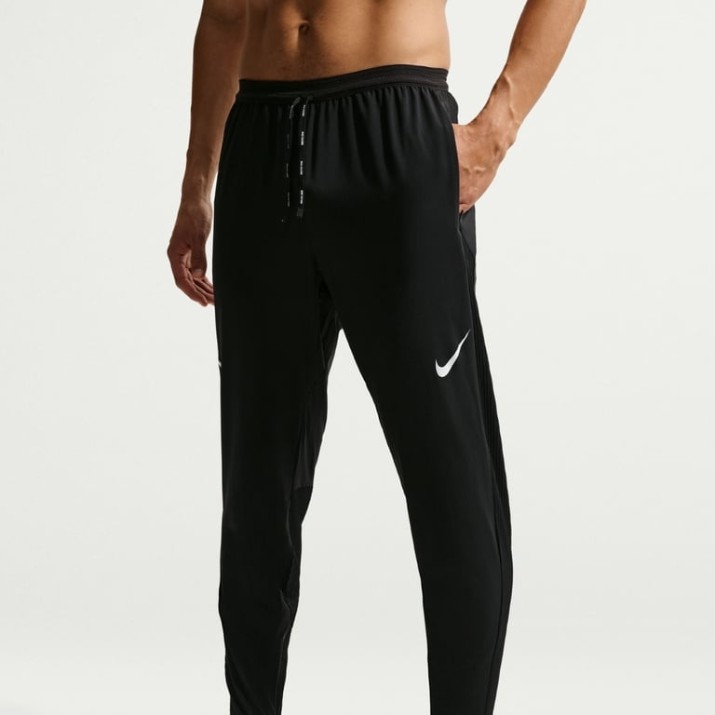 Мужские спортивные штаны Nike AeroSwift Dri-FIT Black/Summit White, s.S
