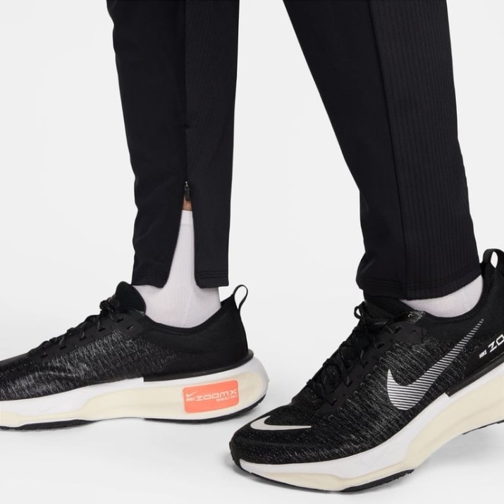 Pantaloni spotivi pentru bărbați Nike AeroSwift Dri-FIT Black/Summit White, s.XXL