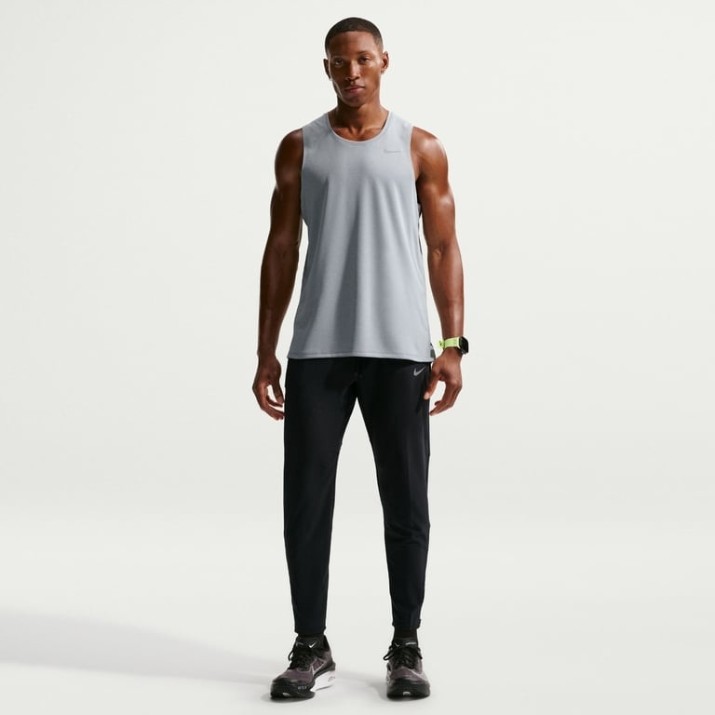 Pantaloni spotivi pentru bărbați Nike Stride Dri-FIT Black, s.M