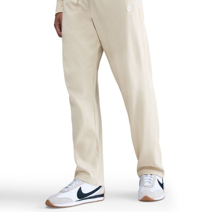 Pantaloni spotivi pentru bărbați Nike M Sportswear Club Knit Open-Hem Pants Light Khaki/White, s.L