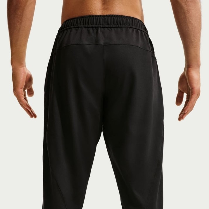 Pantaloni spotivi pentru bărbați Nike Primary NanoKnit Dri-FIT Black, s.S
