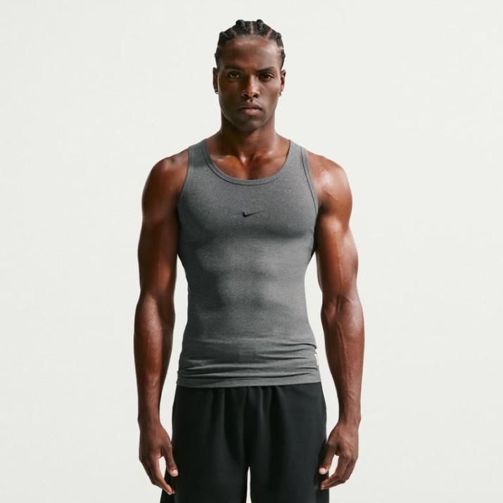 Maiou bărbătesc Nike N.A.C. Training Dark Smoke Grey/Smoke Grey/Heather/Black, s.L