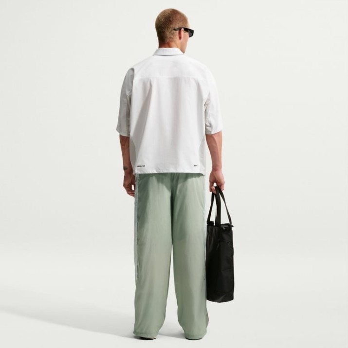 Pantaloni spotivi pentru bărbați Nike Windrunner Lightweight UV Jade Horizon/Barely Green/White, s.XL