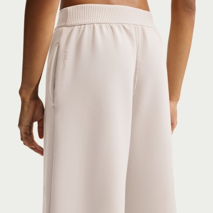 Pantaloni spotivi de dame Nike 24.7 ImpossiblySoft Cream II/Sail/College Grey, s.L