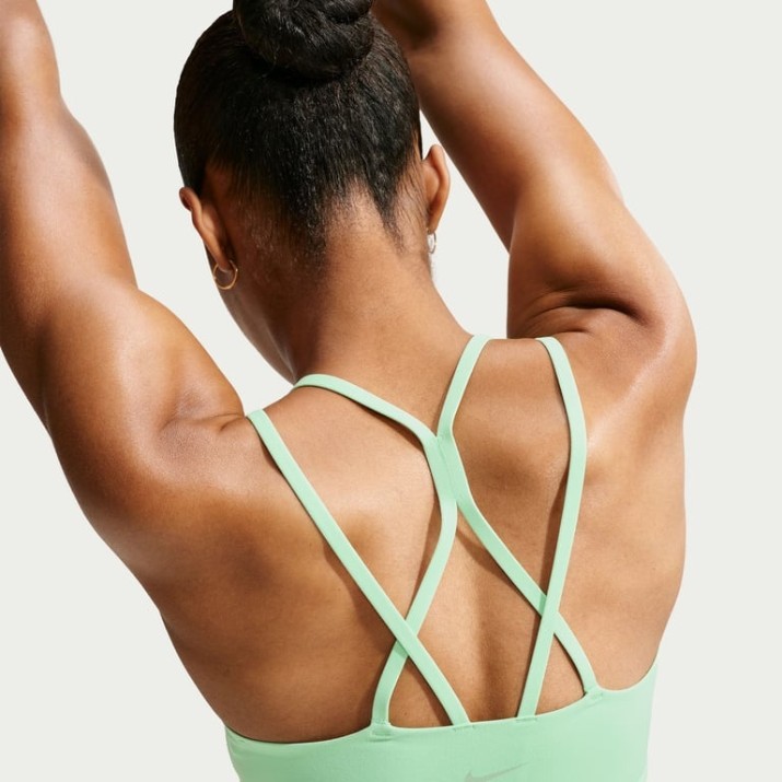 Bustieră Nike Zenvy Strappy Cucumber Calm/Cool Grey, s.S