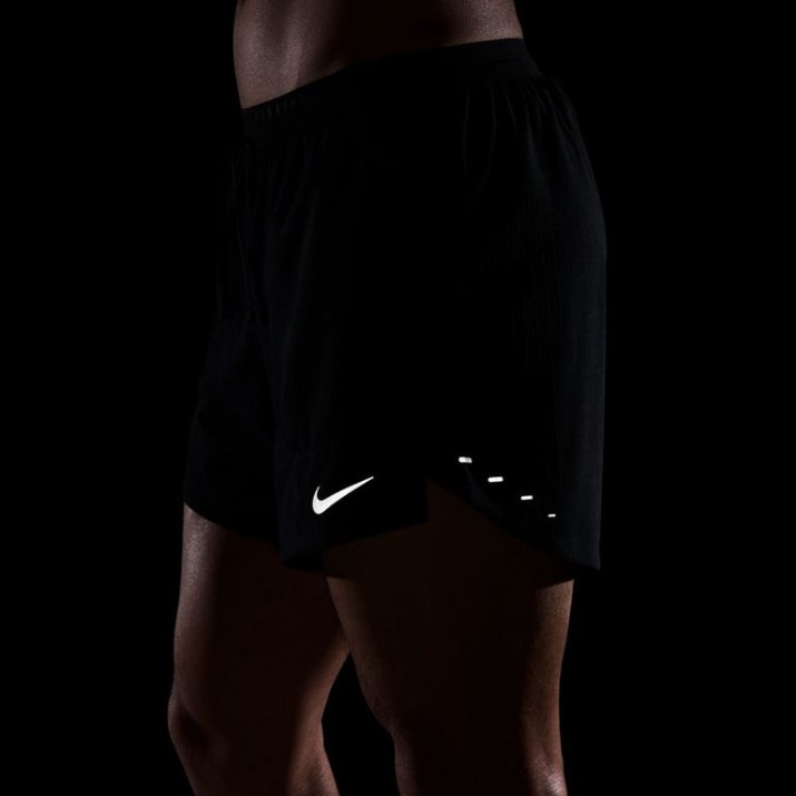 Pantaloni scurți pentru bărbați Nike Stride Aero-FIT 5 Black/Reflective Silver, s.S