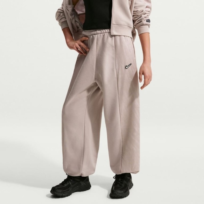 Pantaloni spotivi pentru copii Nike G Sportswear Fleece  Moon Particle/White, s.M