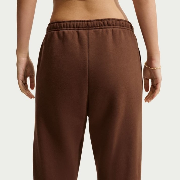 Pantaloni spotivi de dame Nike Studio Fleece Medium Cacao Wow/Sail, s.M