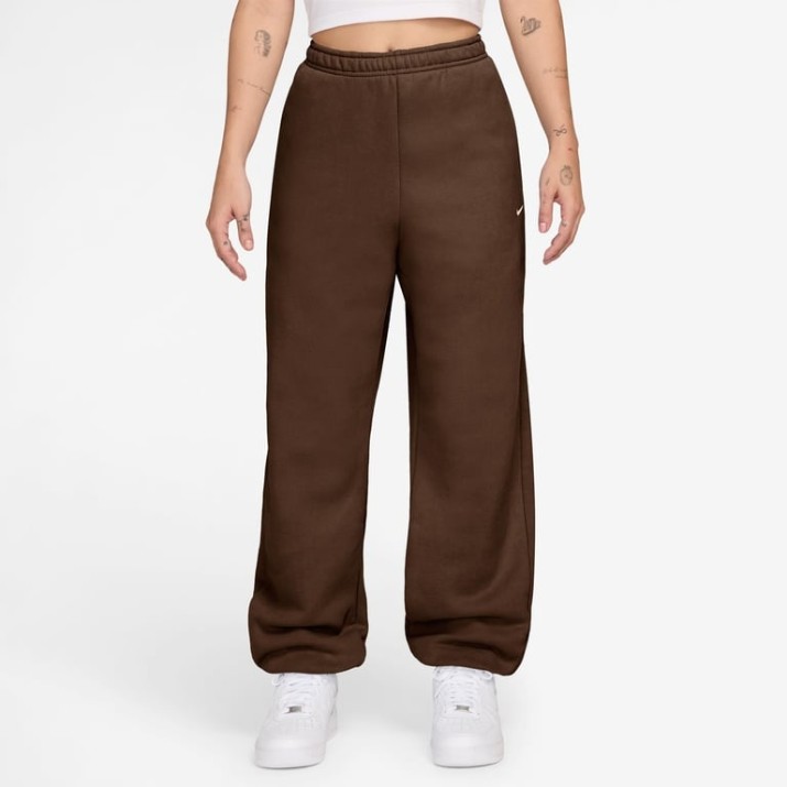 Pantaloni spotivi de dame Nike Studio Fleece Medium Weight Cacao Wow/Sail, s.S
