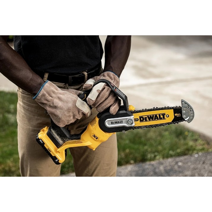 Цепная пила аккумуляторная DeWalt DCMPS520P1
