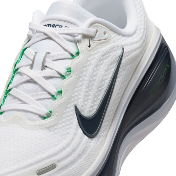 Adidași pentru bărbați Nike Vomero Plus White/Green Spark/World Indigo/Midnight Navy, s.41