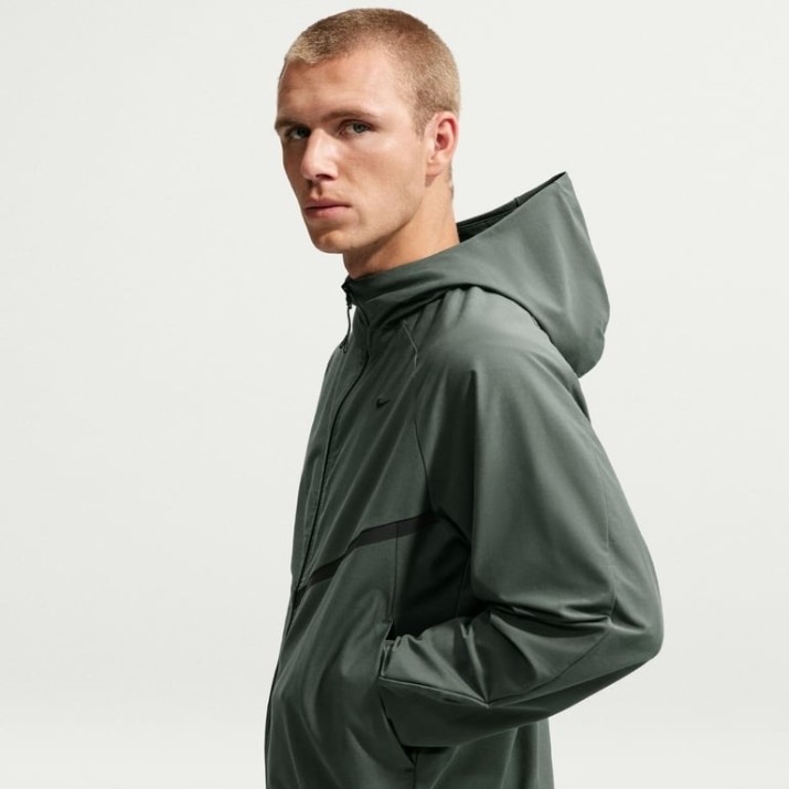 Jachetă pentru bărbați Nike Tech Shori Knit Full-Zip Windrunner Camo Green/Black, s.S