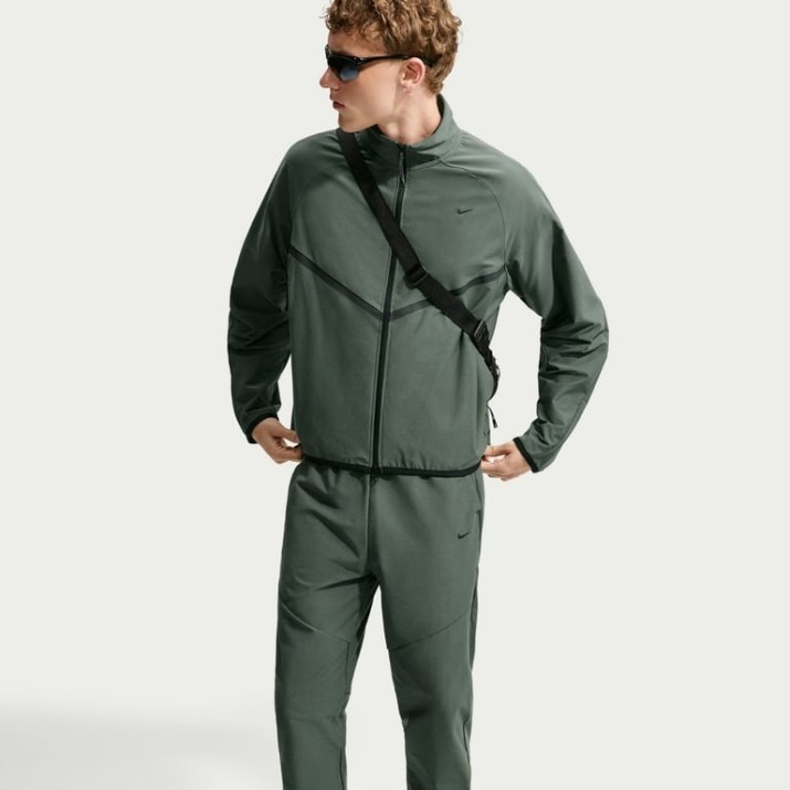 Pantaloni spotivi pentru bărbați Nike Tech Dri-FIT Shori Knit Camo Green/Black, s.XL