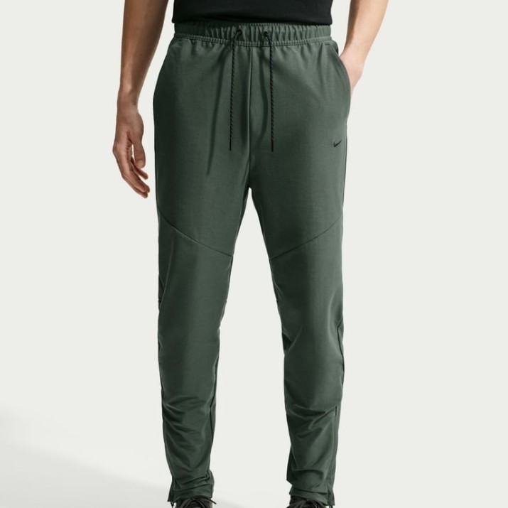 Мужские спортивные штаны Nike Tech Dri-FIT Shori Knit Camo Green/Black, s.M