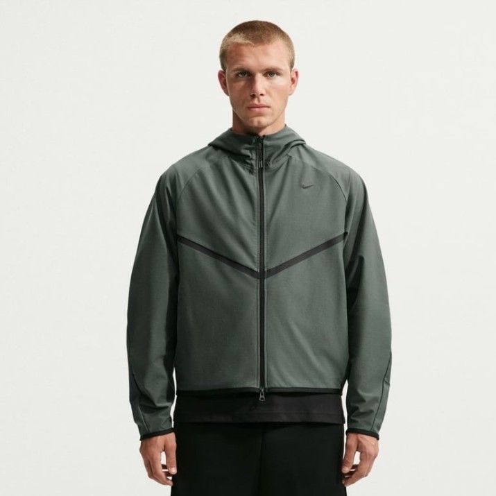 Мужская ветровка Nike Tech Shori Knit Full-Zip Windrunner Camo Green/Black, s.XL