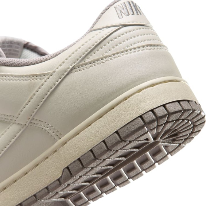 Ghete pentru bărbați Nike Dunk Low Retro  Soft Pearl/College Grey, s.41