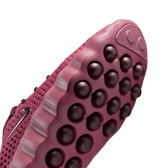 Кроссовки женские Nike Mind 002 Pink Smoke/Metallic Silver/Mystic Dates, s.36.5