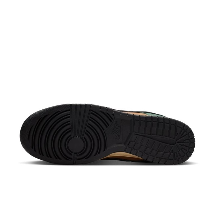 Ghete pentru bărbați Nike Dunk Low Retro Fir/Black/Light British Tan/Sesame, s.41