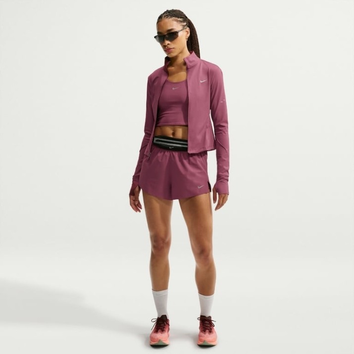 Женская ветровка Nike Swift Dri-FIT Pink Smoke, s.XL