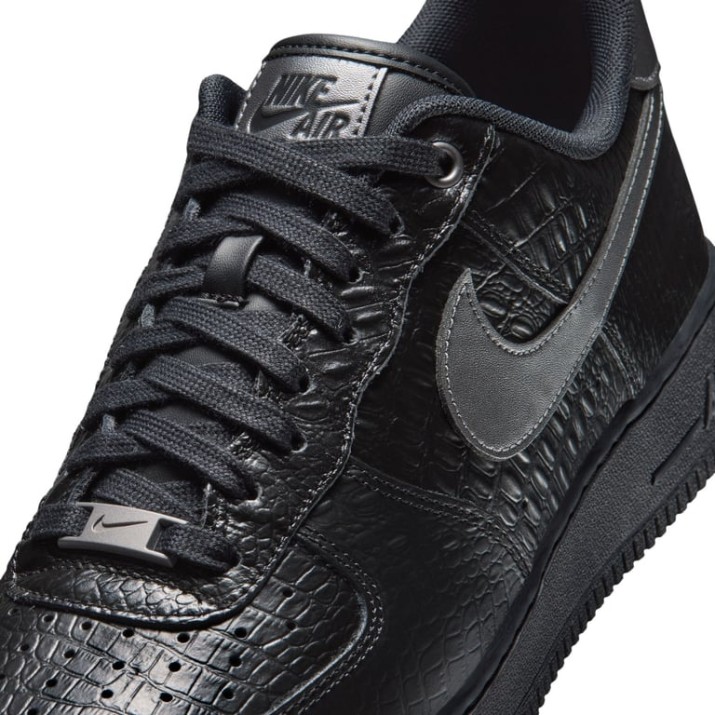 Ghete pentru bărbați Nike Air Force 1 07 Black/Metallic Dark Grey, s.44
