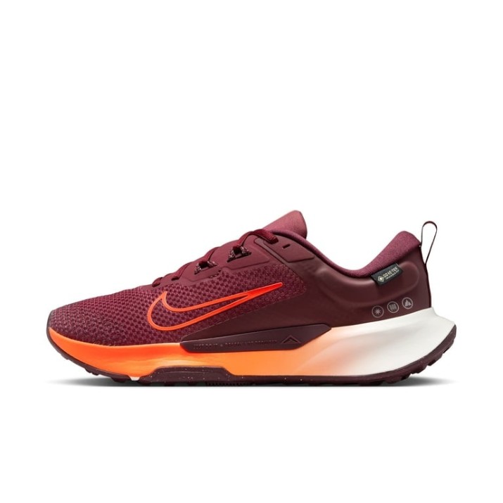 Adidași pentru dame Nike Juniper Trail 2 GORE-TEX Burgundy Crush/Total Orange/Black, s.36.5