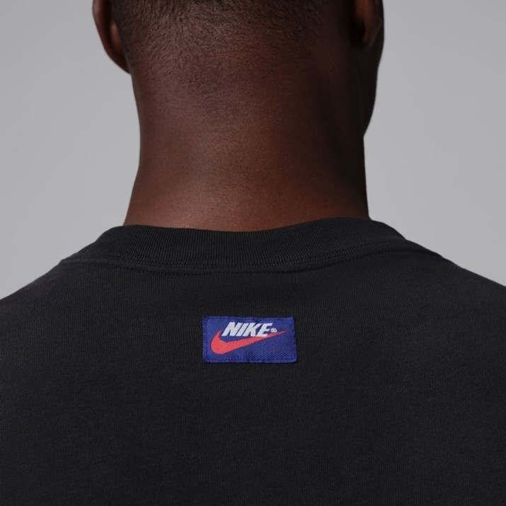 Мужская футболка Nike Flight Essentials Black/University Red, s.M