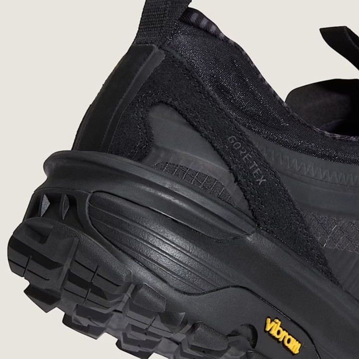 Кроссовки мужские Vans Crosspath XC GORE-TEX Blackout, s.42.5