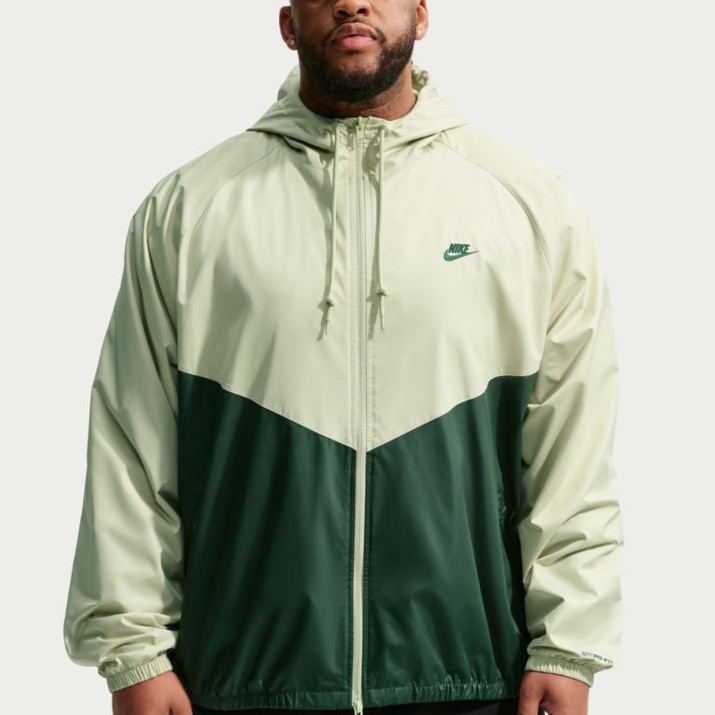 Jachetă pentru bărbați Nike Windrunner Olive Aura/Fir, s.XL