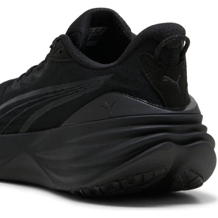 Кроссовки мужские Puma Foreverrun Nitro 3 Puma Black/Flat Dark Gray, s.40.5
