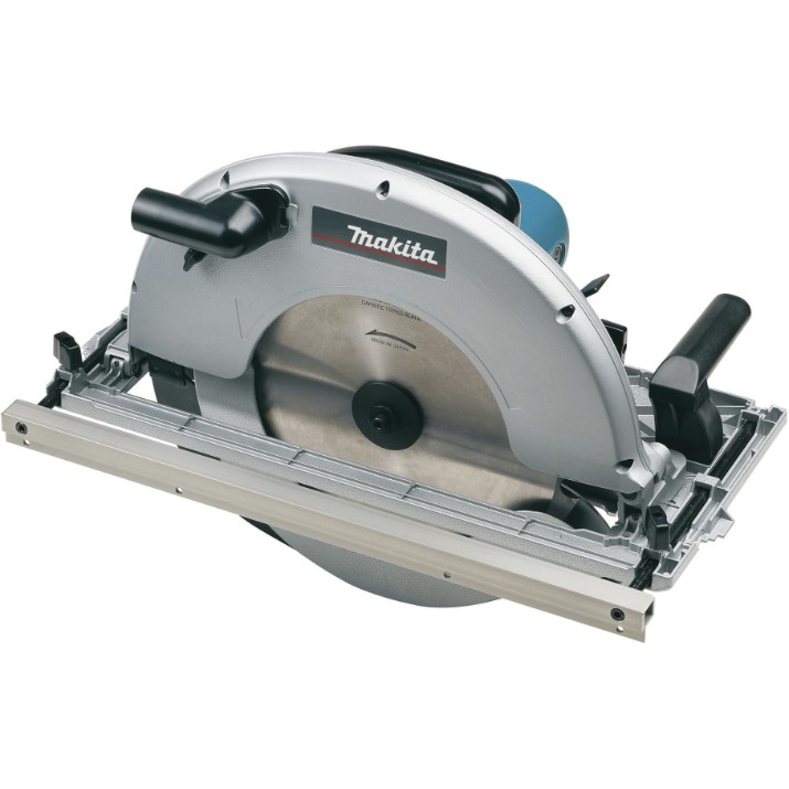 Fierăstrău circular Makita 5143R