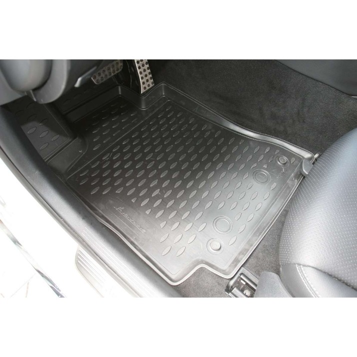 Covoraşe auto Novline Element Mercedes-Benz С-Class W205 2014 (NLC.3D.34.32.210k)