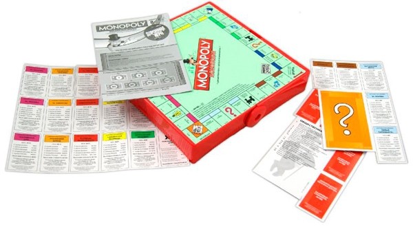 Joc educativ de masa Hasbro Monopoly Grab and Go Travel Game (B1002)