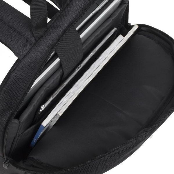 Rucsac pentru oraș Rivacase 8065 Black