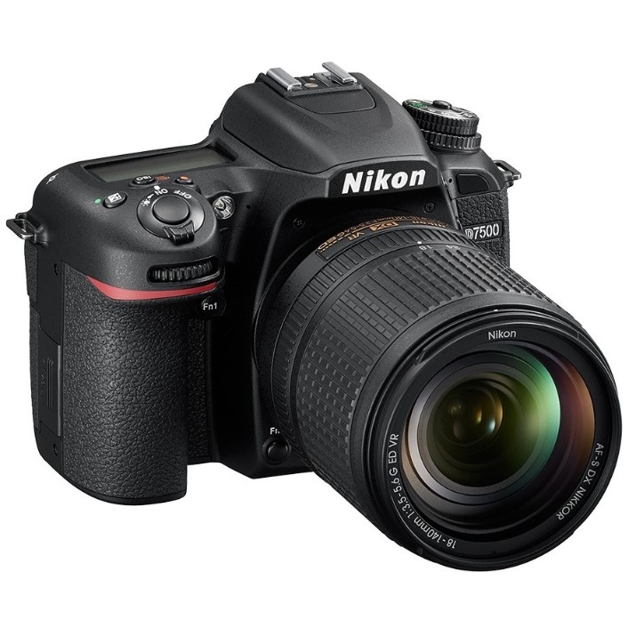 Aparat foto Nikon D7500 Kit 18-140 VR