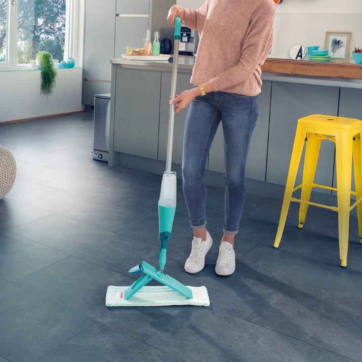 Швабра Leifheit Easy Spray XL 42cm (56690)
