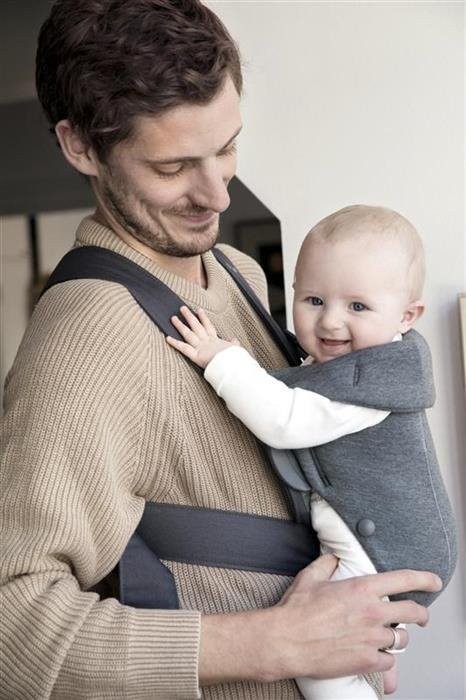 Кенгуру для новорожденных BabyBjorn Mini Dark Grey (021084E1)