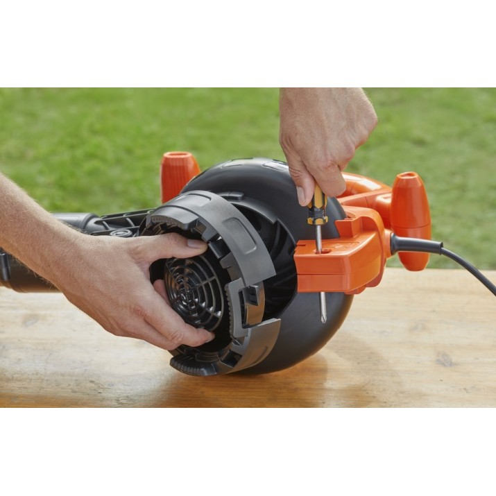 Aspirator-suflător de frunze Black&Decker BEBLV300 (28388)