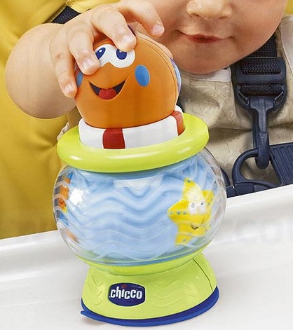Музыкальная игрушка Chicco Spinning Fish (71349.00)