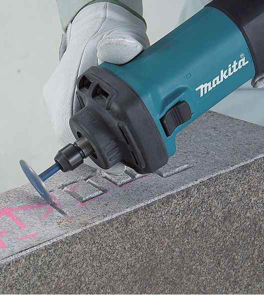 Polizor drept Makita GD0602