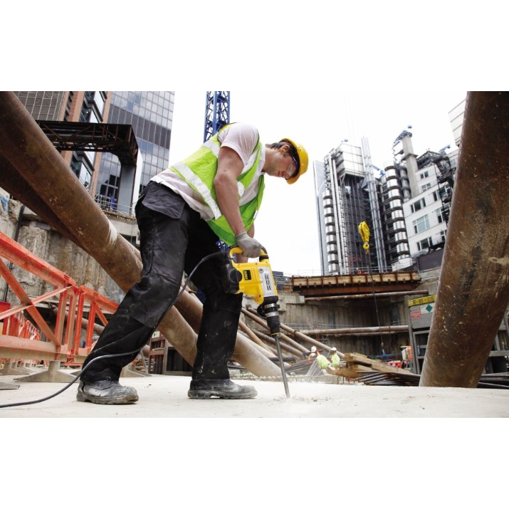 Перфоратор DeWalt D25601K