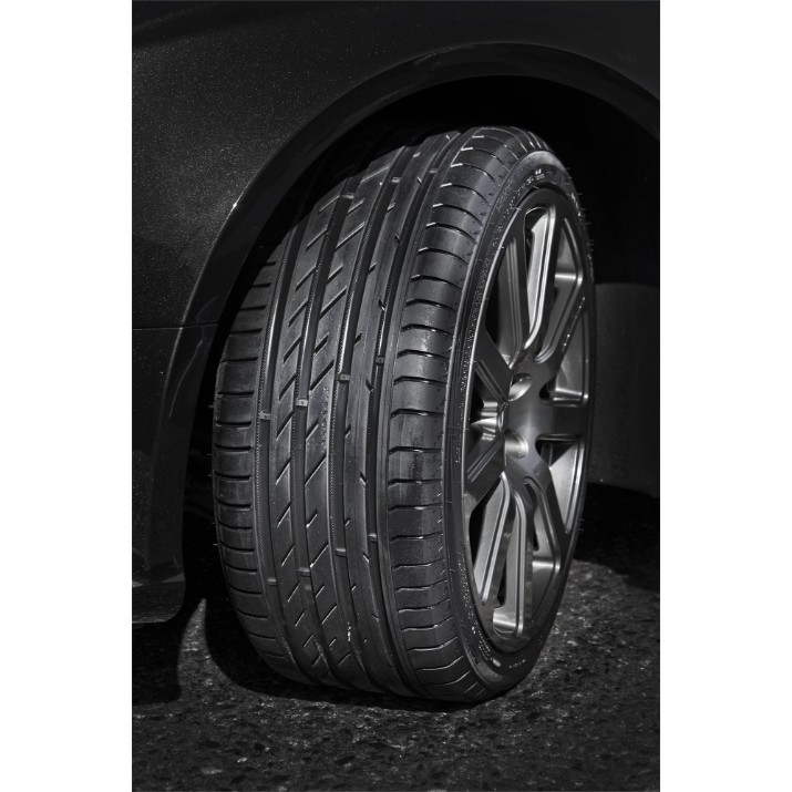 Шина Nokian Hakka Black 255/40 R19 100Y XL