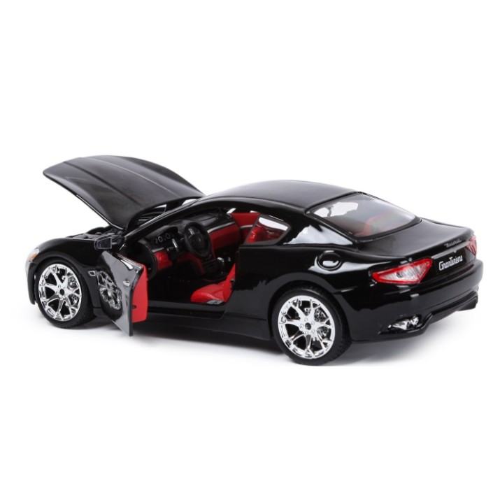 Машина Bburago 1:24 Maserati Granturismo (2008) (18-22107)  
