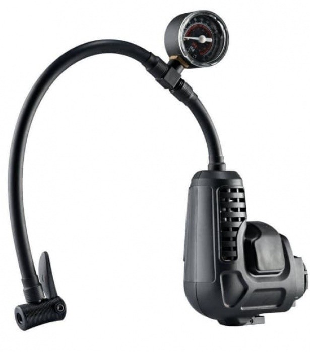 Сompresor cu manometru Pompa Black&Decker MultiEvo MTNF9