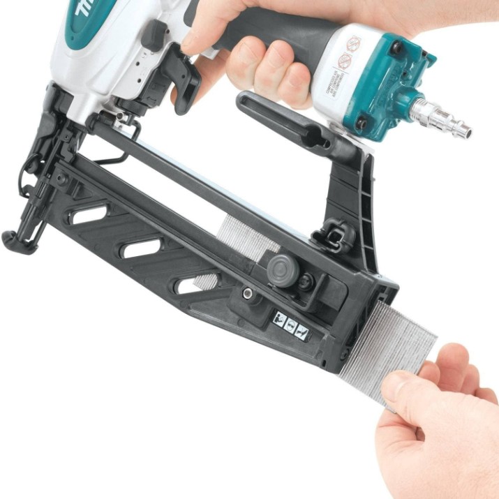 Pistol de unghii pneumatic Makita AF601