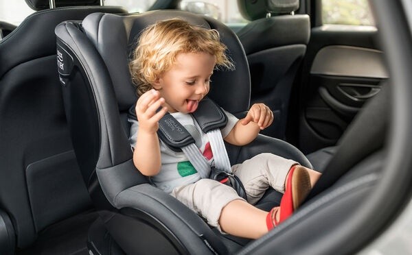 Scaun auto pentru copii Britax-Romer Dualfix M i-Size Fire Red