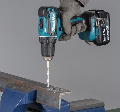 Шуруповерт Makita DDF485Z