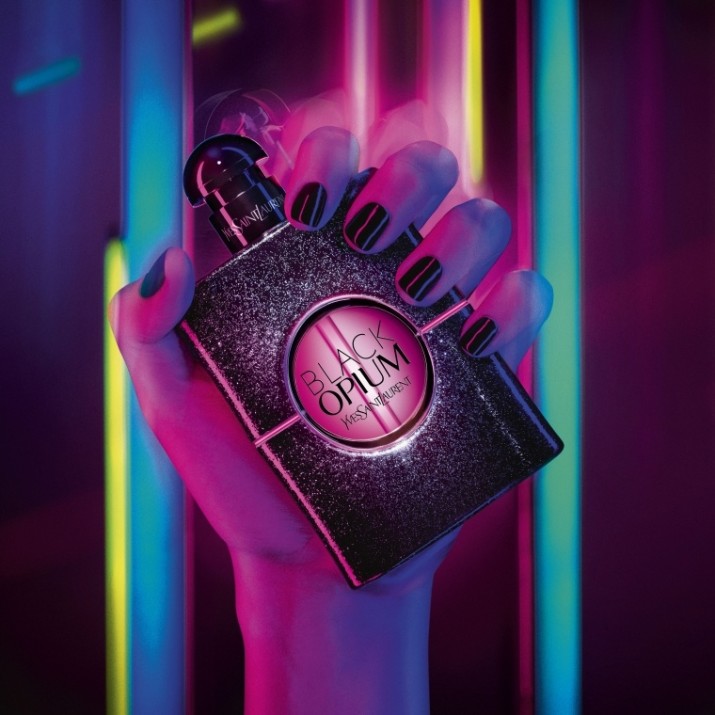 Parfum pentru ea Yves Saint Laurent Black Opium Neon EDP 30ml