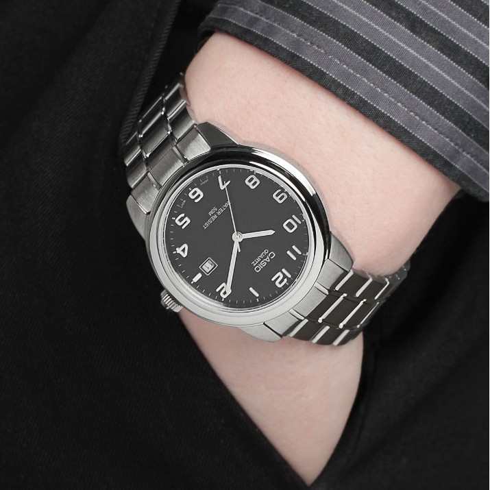 Наручные часы Casio MTP-1221A-1AVEG