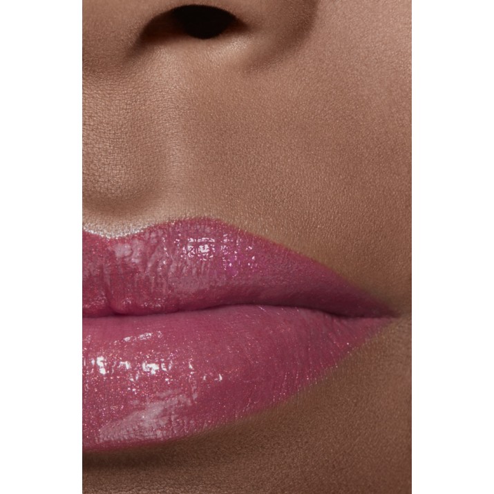 Ruj de buze Chanel Rouge Coco Flash Vibrant Shine 138 Feel
