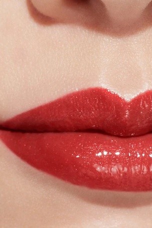 Ruj de buze Chanel Rouge Coco Flash Vibrant Shine 148 Lively